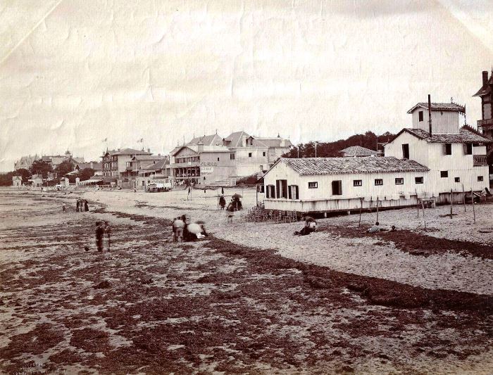 Plage principale vers 1880