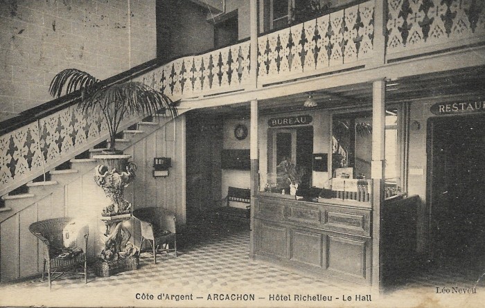 Htel Richelieu Hall vers 1920