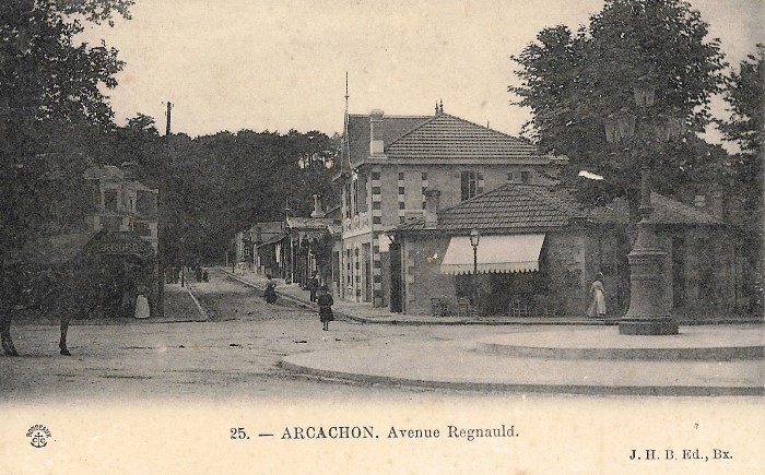 Avenue Regnault